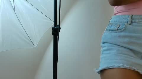 Snapshot of flavia_cruz chatting on 18, 5, 2026 Flavia online show from 18, 5, 2026
