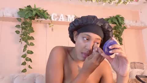 Snapshot of flavia_cruz chatting on 20, 7, 2026 Flavia online show from 20, 7, 2026