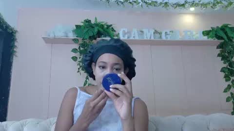 Snapshot of flavia_cruz chatting on 25, 7, 2026 Flavia online show from 25, 7, 2026