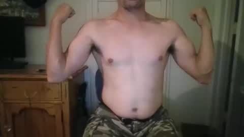 Snapshot of flfunguy1985 chatting on 3, 11, 2025 flfunguy1985 online show from 3, 11, 2025