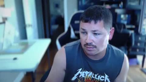Snapshot of flguy_mike chatting on 29, 4, 2026 FL guy online show from 29, 4, 2026