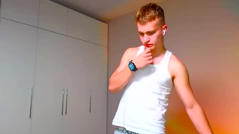 Snapshot of flikyy chatting on 25, 3, 2026 flikyy online show from 25, 3, 2026