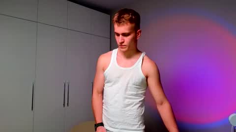 Snapshot of flikyy chatting on 29, 3, 2026 flikyy online show from 29, 3, 2026