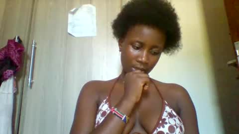 Snapshot of flirty_arrya chatting on 13, 4, 2026 flirty_arrya online show from 13, 4, 2026