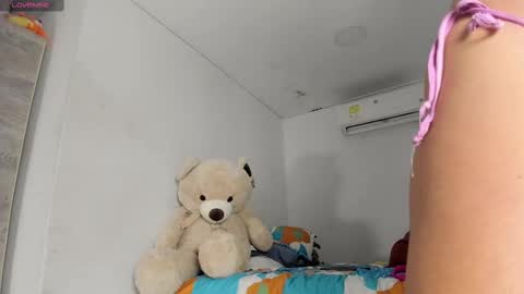    online show from 22, 11, 2025