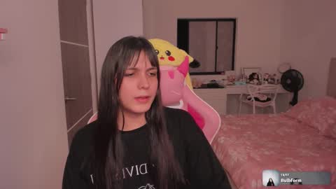 Snapshot of flora_angelical chatting on 24, 9, 2025 Angel online show from 24, 9, 2025