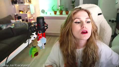 Flora Pepega       online show from 6, 3, 2025