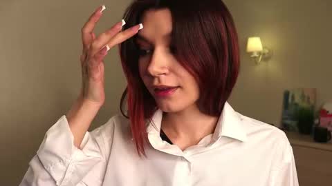 Snapshot of floramorris chatting on 30, 10, 2025 Yasmin online show from 30, 10, 2025