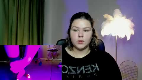 florenceanderson_ online show from 14, 10, 2025