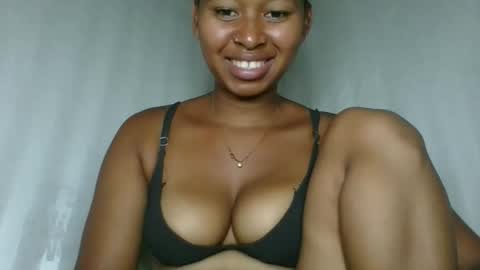 florencia011 online show from 21, 12, 2025