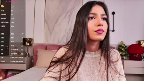 Snapshot of florentina2004 chatting on 15, 12, 2024 Vanessa online show from 15, 12, 2024