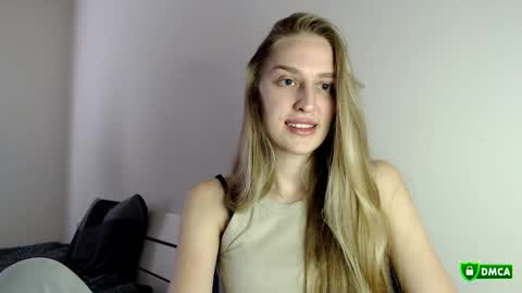 Snapshot of florisalberta chatting on 17, 10, 2025 Florisa online show from 17, 10, 2025