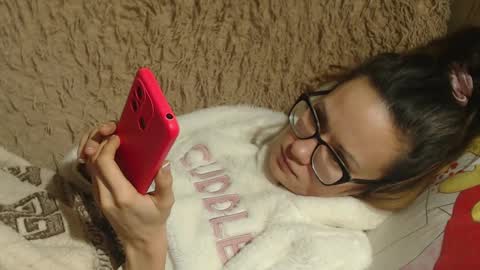 say meow and send tip  online show from 17, 1, 2025