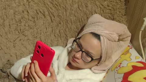 say meow and send tip  online show from 20, 1, 2025