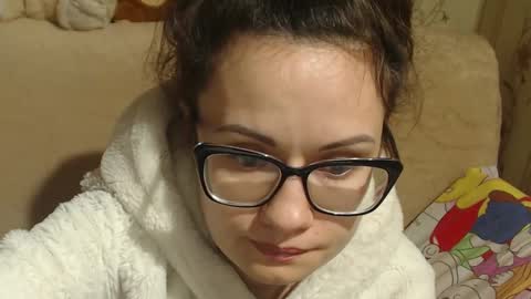 say meow and send tip  online show from 2, 3, 2025