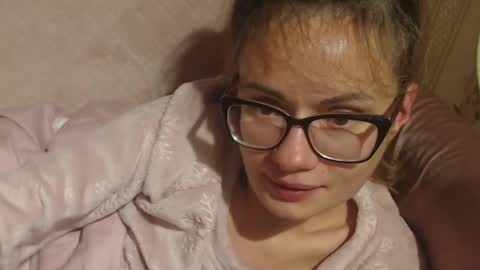 say meow and send tip  online show from 22, 10, 2025