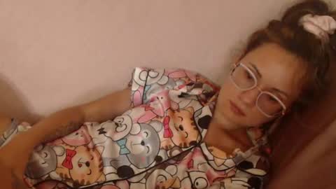 Snapshot of flowercandydoll1313 chatting on 3, 7, 2026 say meow and send tip online show from 3, 7, 2026