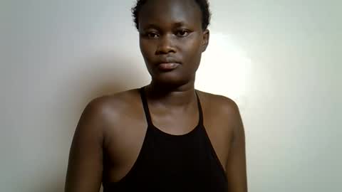 flowerdiva002 online show from 29, 10, 2025