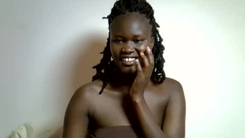 flowerdiva002 online show from 6, 11, 2025