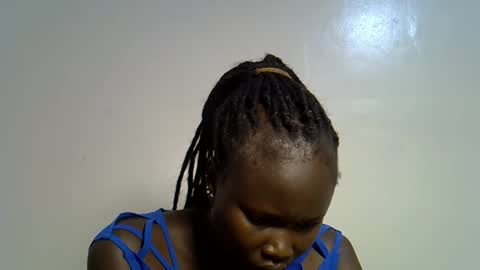 flowerdiva002 online show from 20, 12, 2025