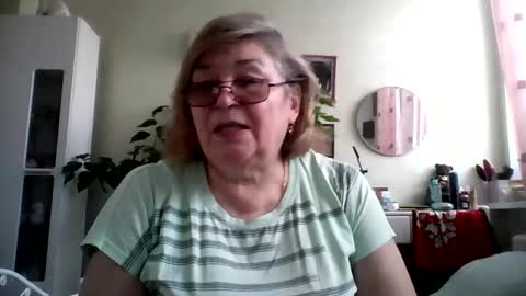 Flowerlower online show from 8, 2, 2025