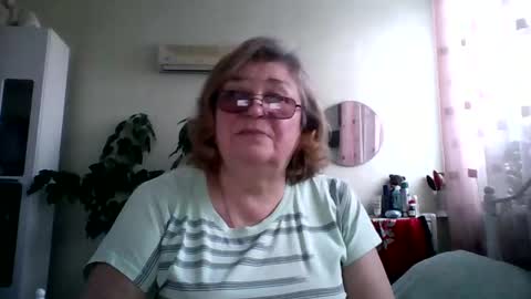 Flowerlower online show from 22, 2, 2025