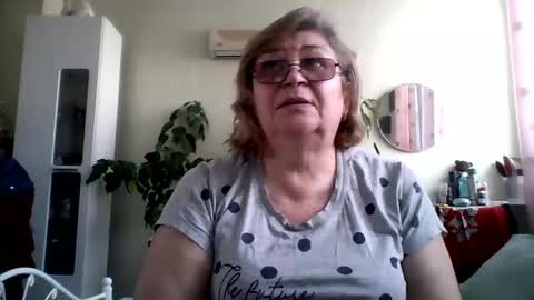 Flowerlower online show from 23, 2, 2025