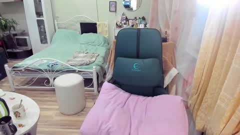 Flowerlower online show from 7, 2, 2026