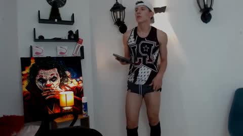 flowers109 online show from 18, 1, 2025