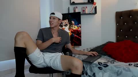 flowers109 online show from 22, 1, 2025