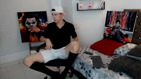 flowers109 online show from 31, 1, 2025