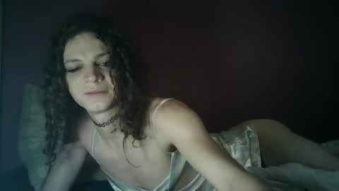 Snapshot of flowpinou chatting on 6, 5, 2026 Emmy online show from 6, 5, 2026