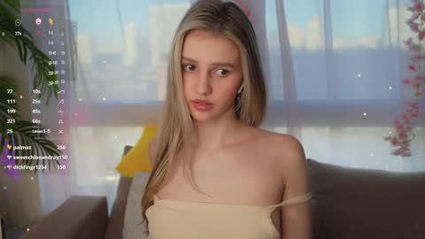 Snapshot of fluffy_angel chatting on 21, 1, 2025 Adeline online show from 21, 1, 2025