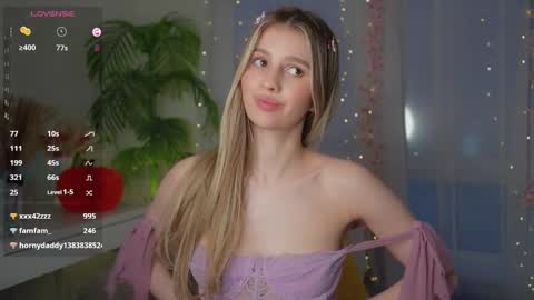 Snapshot of fluffy_angel chatting on 3, 3, 2025 Adeline online show from 3, 3, 2025