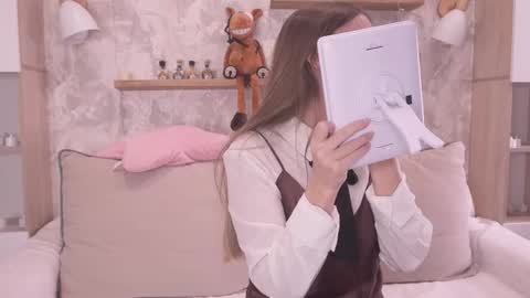 Fluffy and Krut online show from 8, 2, 2026