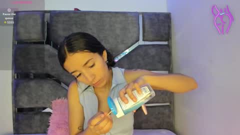 Flufi 740 online show from 2, 12, 2025