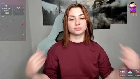 Snapshot of flufyfoxx chatting on 18, 6, 2026 Lina online show from 18, 6, 2026