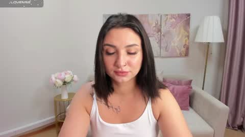 Snapshot of flufyfoxx chatting on 14, 7, 2026 Lina online show from 14, 7, 2026