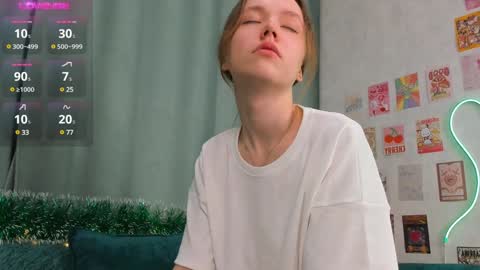 Polly online show from 4, 1, 2025
