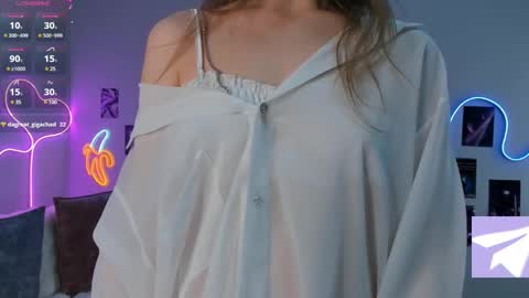 Polly online show from 10, 3, 2025