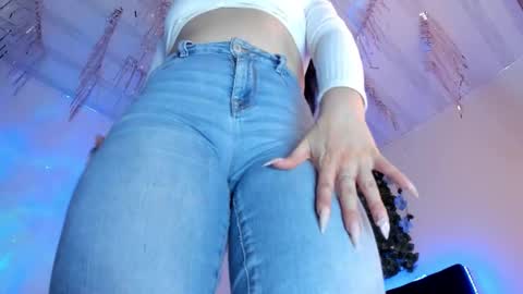 lia online show from 9, 9, 2025