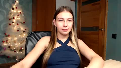 Molli  Ready for any play with you. Hottest show in pvt  Help a student earn big tokens  online show from 16, 12, 2024