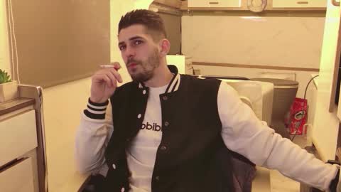 independent model online show from 22, 2, 2026