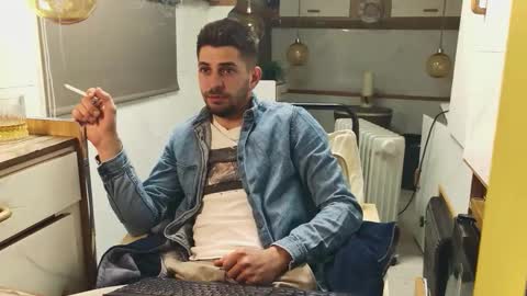 independent model online show from 19, 3, 2026