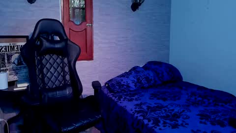 Snapshot of foniland_ chatting on 29, 4, 2026 Foni online show from 29, 4, 2026