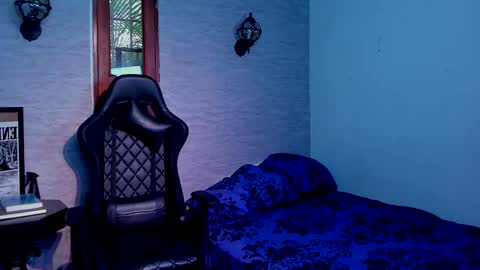 Snapshot of foniland_ chatting on 30, 4, 2026 Foni online show from 30, 4, 2026