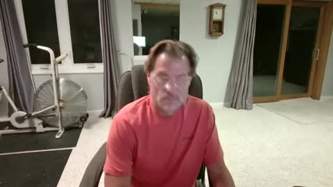 Snapshot of foodforcatfists chatting on 24, 9, 2025 foodforcatfists online show from 24, 9, 2025