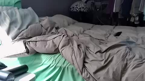 Snapshot of foodforcatfists chatting on 1, 12, 2025 foodforcatfists online show from 1, 12, 2025