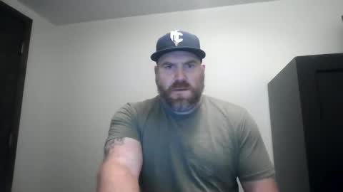 Snapshot of footballtroyg chatting on 26, 11, 2025 footballtroyg online show from 26, 11, 2025