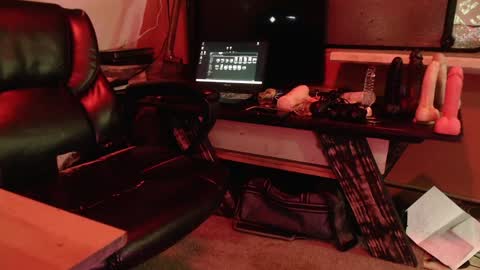 Snapshot of footlover6 chatting on 18, 1, 2025 Thomas Jefferson online show from 18, 1, 2025